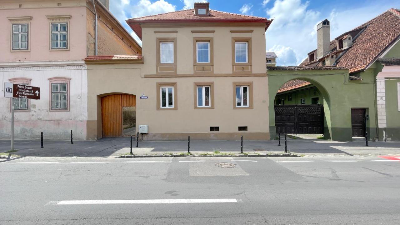 Well Prettyplaces Apartment 001 Brašov Exteriér fotografie