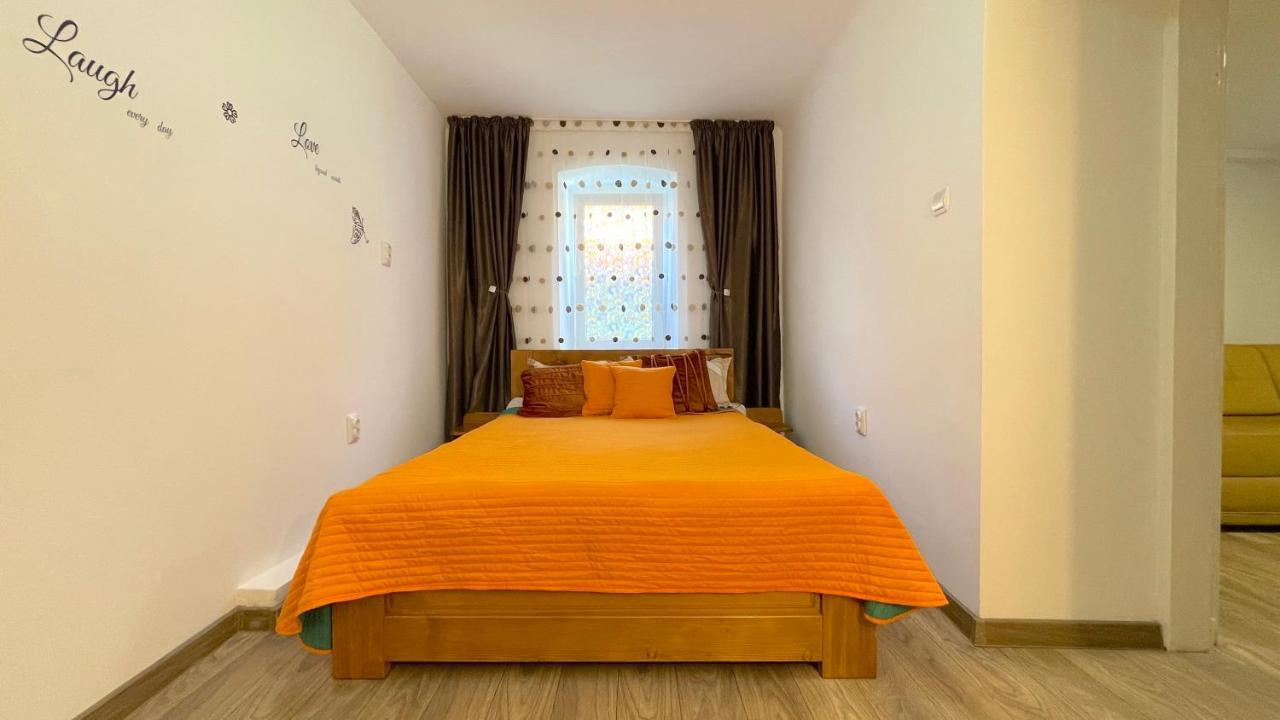 Well Prettyplaces Apartment 001 Brašov Exteriér fotografie